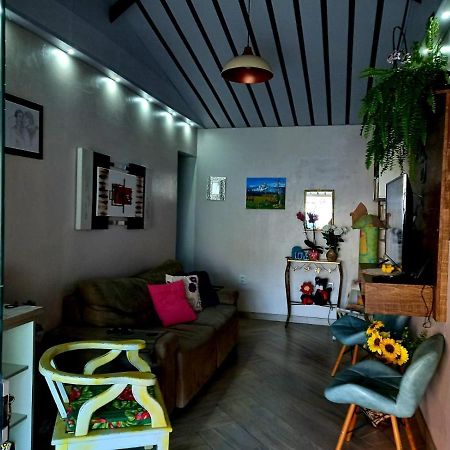 Вилла Casa Perto Do Centro Гаропаба Экстерьер фото